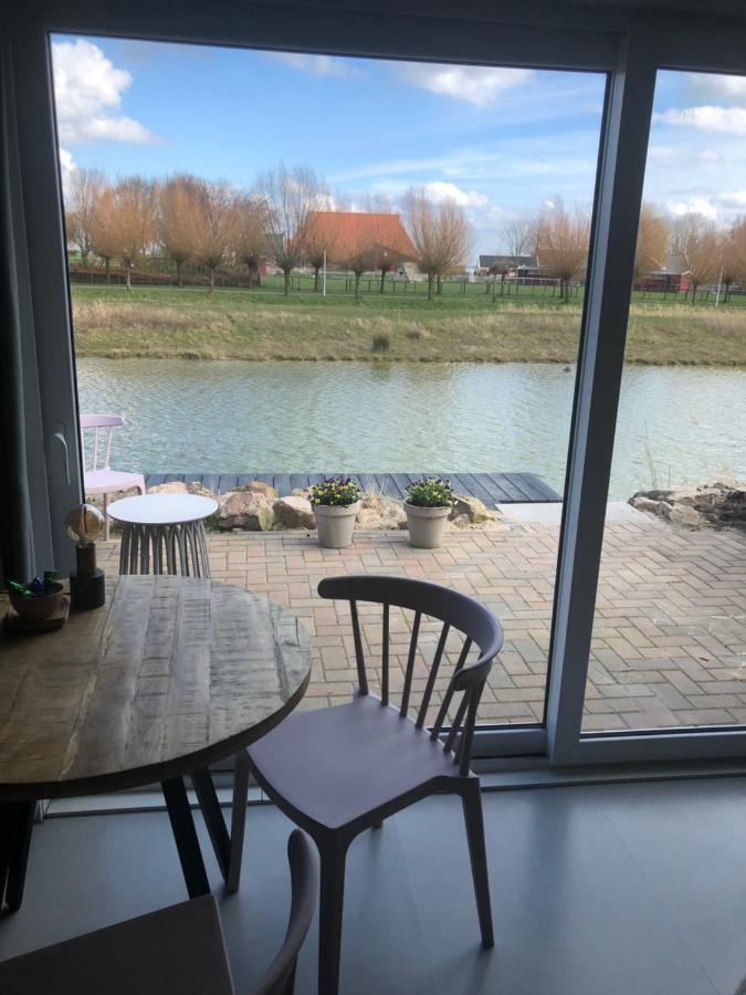 B&B Snurk Stiens, Fijn Verblijf Aan Open Vaarwater エクステリア 写真